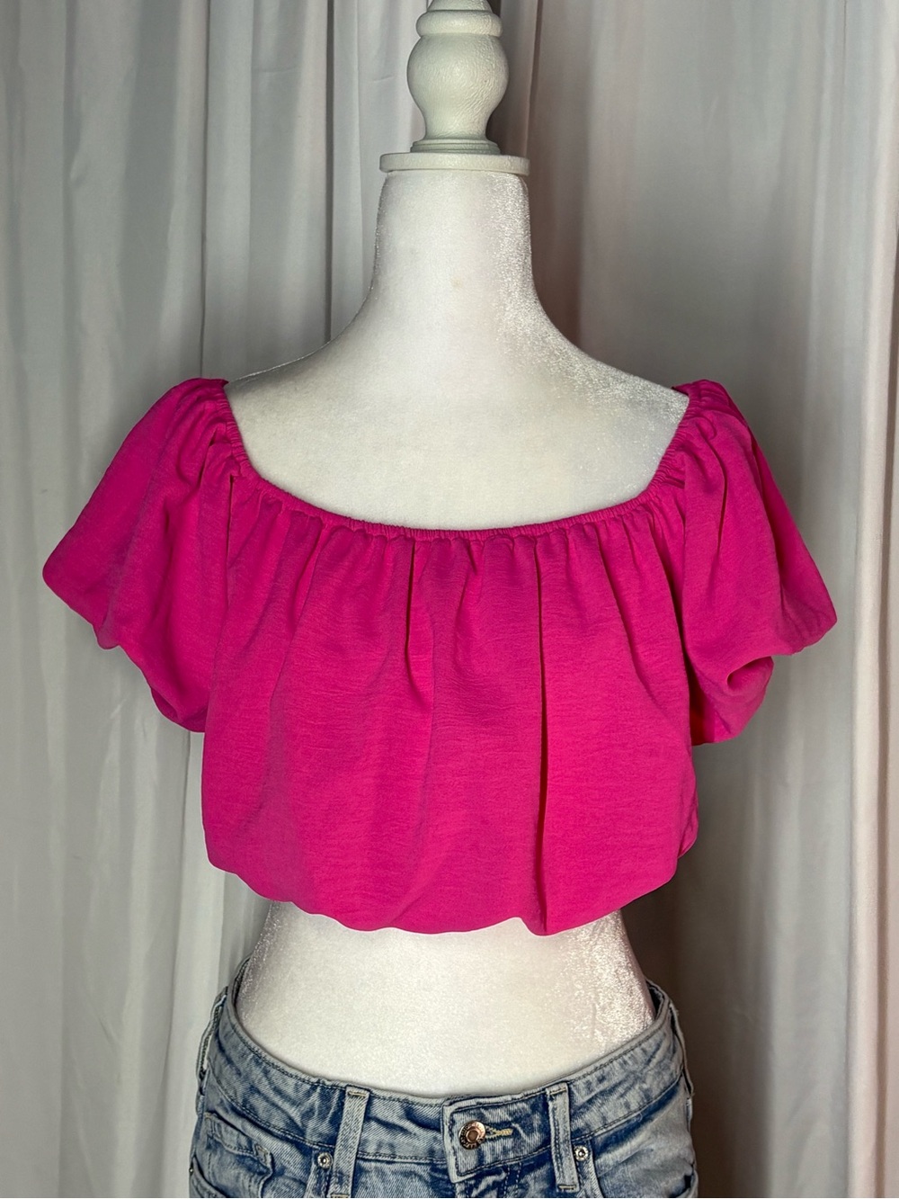 Vici Hot Pink Off-Shoulder Puff Sleeve Crop Top Size M